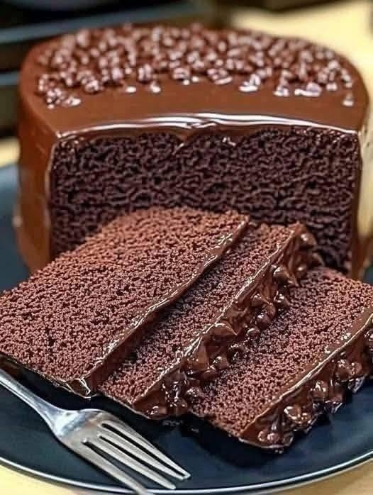 Moist Chocolate Fudge Cake Recipe