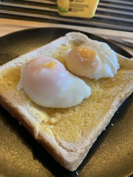 Easy Air Fryer Poached Eggs Recipe