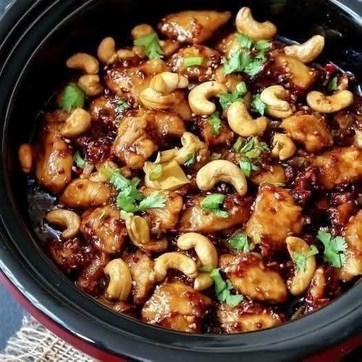 Slow Cooker Cashew Chicken