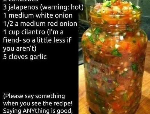 Best & Super Simple Fresh Salsa
