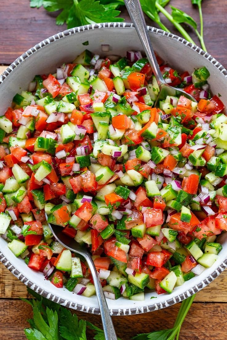 Mediterranean Cucumber Tomato Salad!