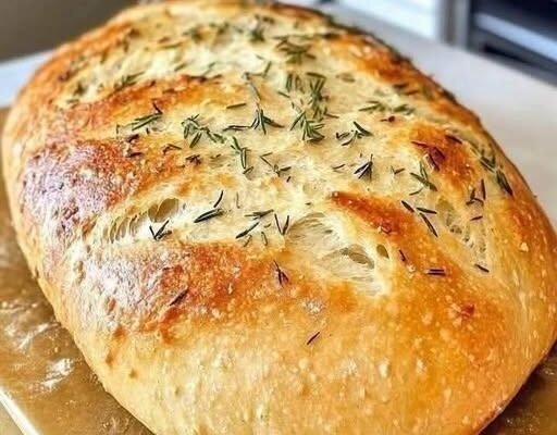 Rustic Rosemary Garlic No-Knead Bread