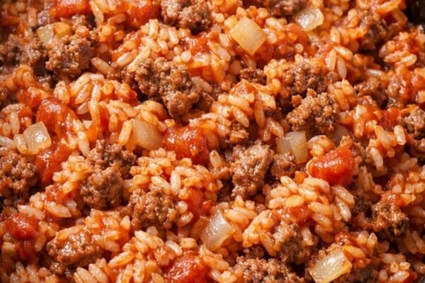 Slow Cooker Ground Beef and Tomato Rice